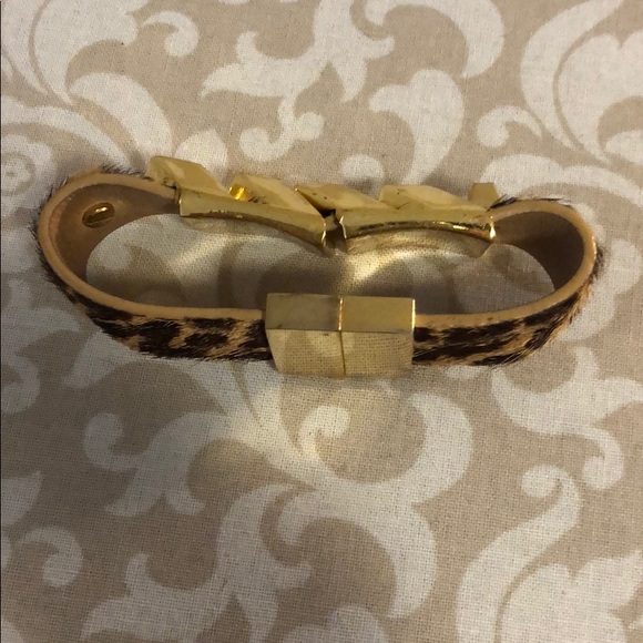 Vince Camuto Gold Leopard Dyed Calf Hair Bracelet - Picture 3 of 6